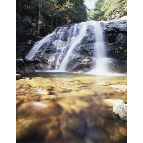 USA, New York, A waterfall in the Adirondacks